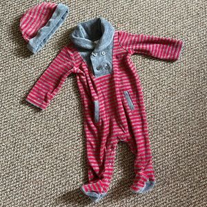 First Impressions Baby set with hat